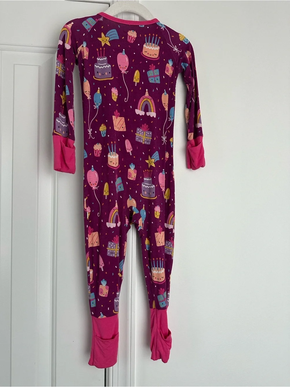 Little Sleepies birthday party cake zippy 12-18m VGUC